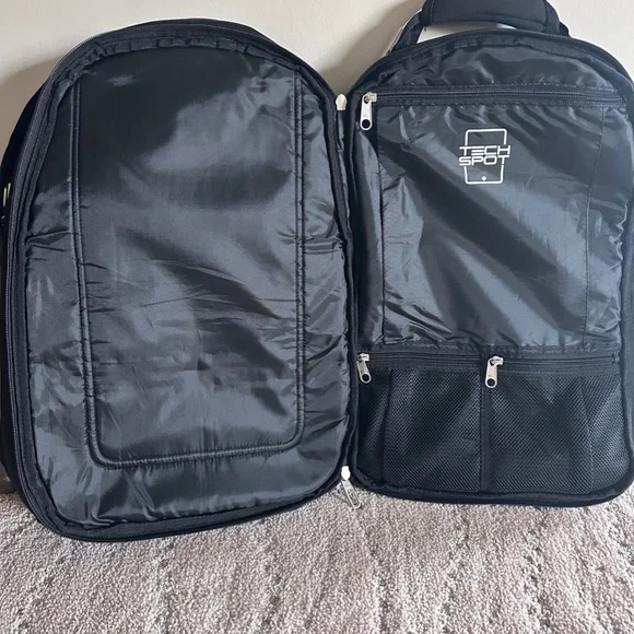 High Sierra 17" Laptop Backpack – TSA-Friendly, Black, Like New - Picture 9 of 14